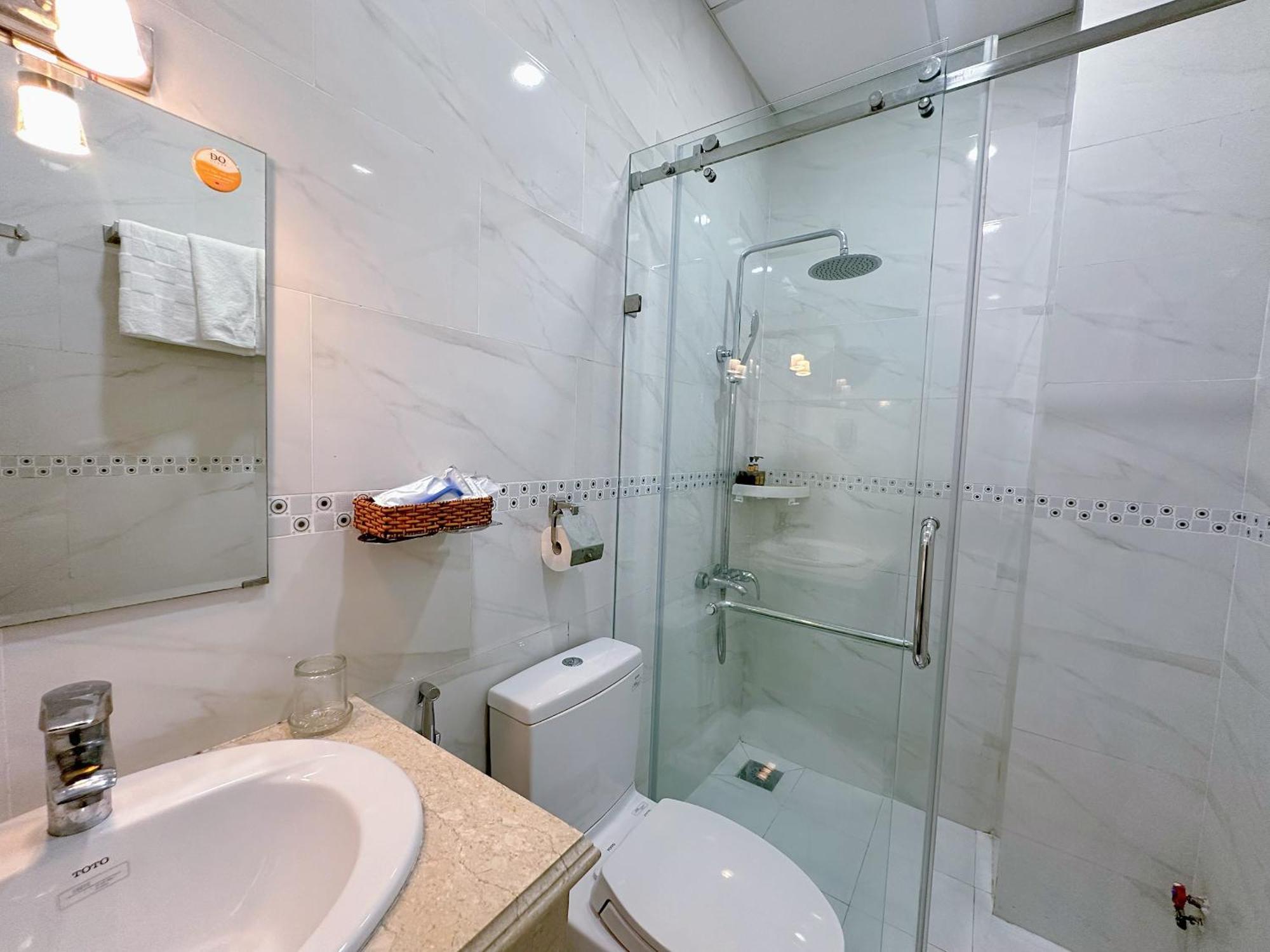 Tra My Hotel - Saigon Center Ho Chi Minh City Exterior photo